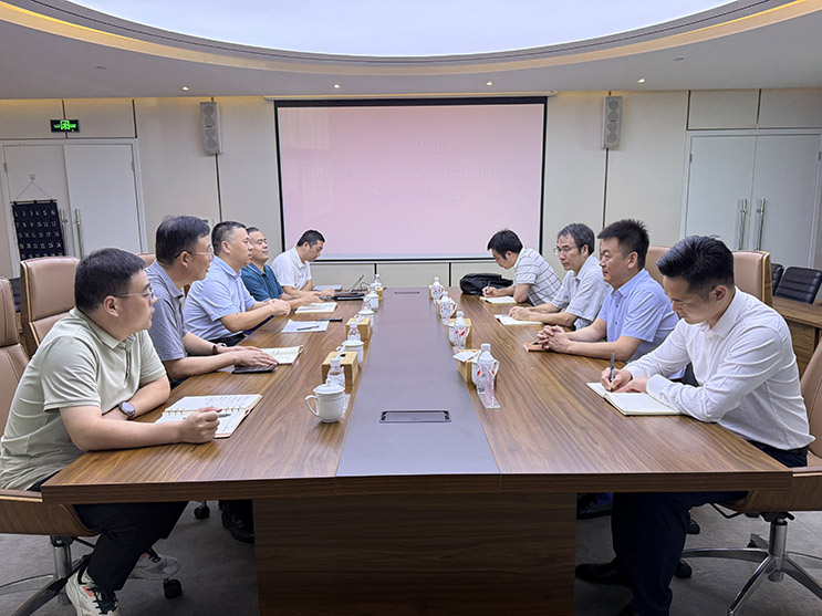 1760617779860225.jpg 1760617745346123.jpg